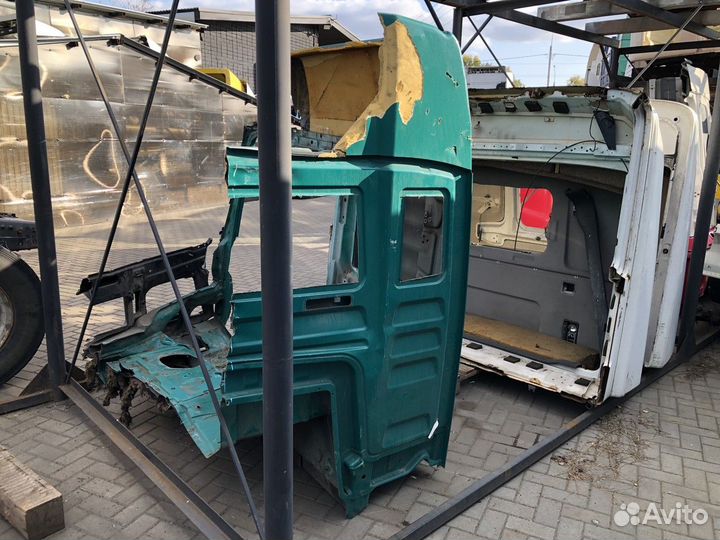 Четверть кабины правая Man TGA