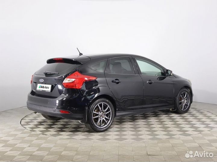 Ford Focus 1.6 МТ, 2011, 154 168 км
