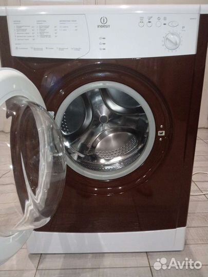 Стиральная машина indesit