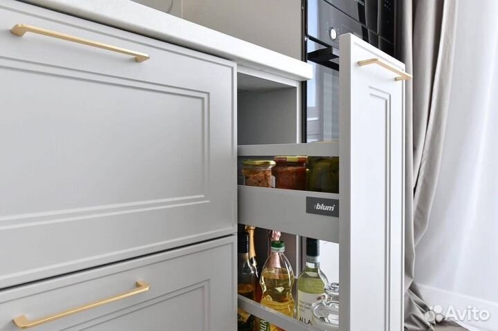 Шкаф двухстворчатый