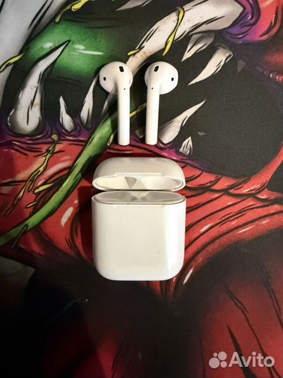 Оригинальные наушники Apple AirPods