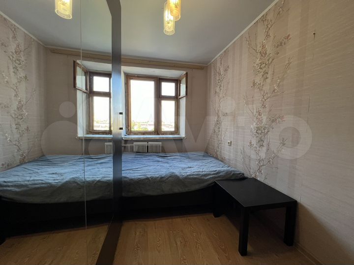 2-к. квартира, 42 м², 9/9 эт.