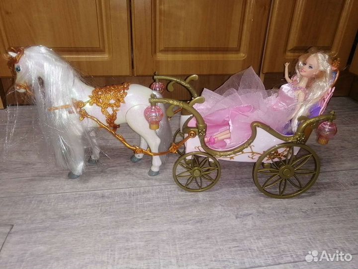 Барби с каретой и лошадью на батарейках