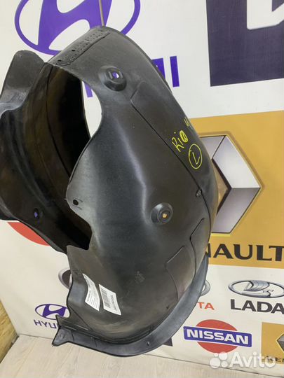 Подкрылок передний Kia RIO 4 Лев