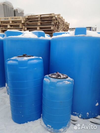 Ёмкости пластиковые 5-15000л. Баки для душа