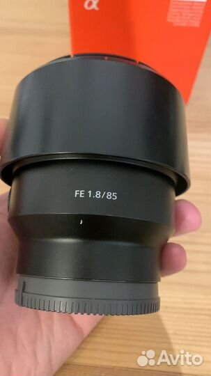 Sony FE 85mm f/1.8