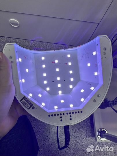 Лампа для ногтей