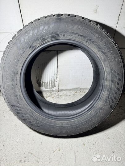 Nokian Tyres Hakkapeliitta 9 SUV 235/60 R17