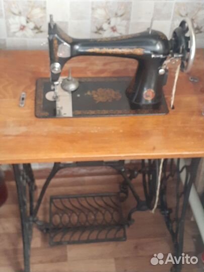 Швейная машинка