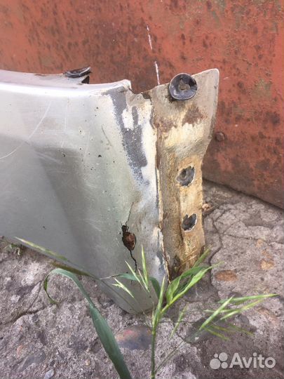 Крыло Toyota Verossa