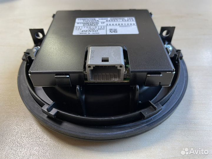 Toyota RAV4 блок фары LED 2015-2018 год