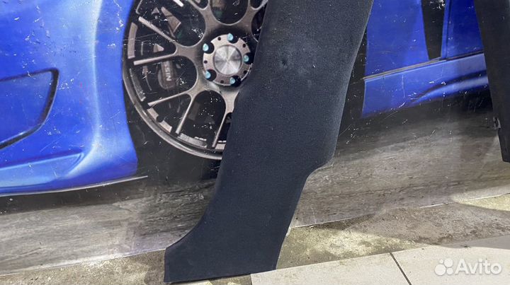 Обшивки центральных стоек Mercedes Benz W220