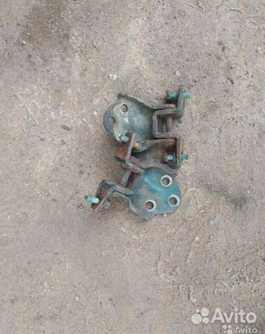 Петли дверей Мицубиси Лансер 8