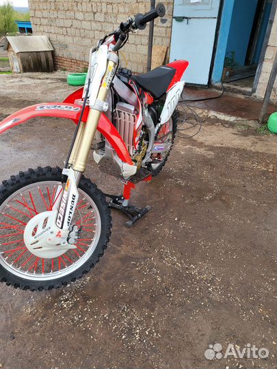 Мотоцикл honda CRF 450 R