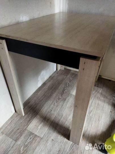 Кухонный стол бу