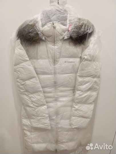 Пуховик белый