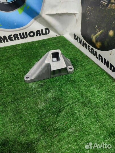 Кронштейн двигателя левый BMW 7 F01/F02 F02 2009