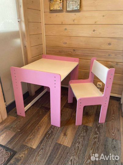 Детский растущий столик и стульчик