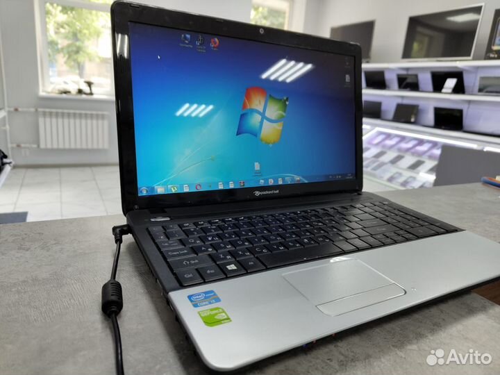 Ноутбук Acer Packard Bell EasyNote ente11HC