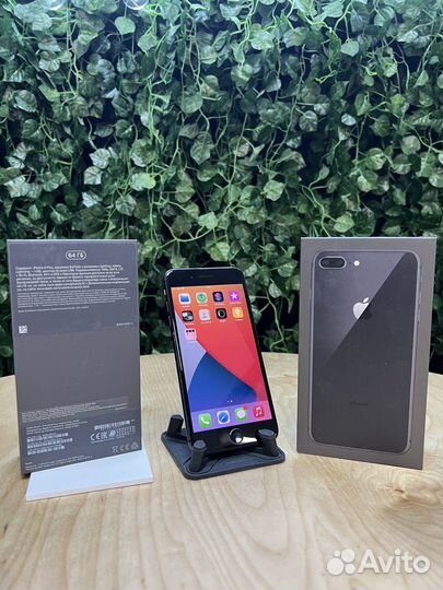 iPhone 8 Plus, 64 ГБ