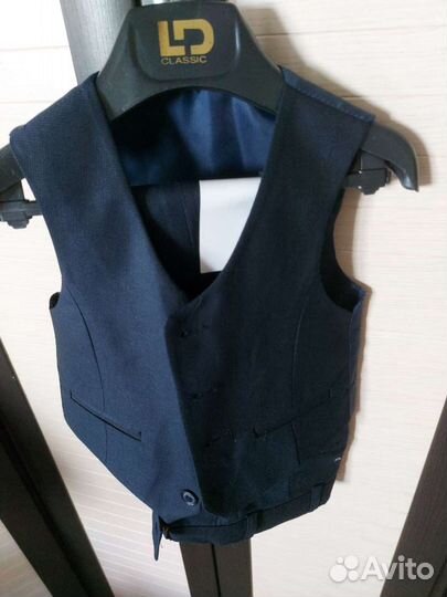 Брючный костюм на мальчика