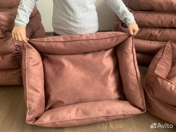 Лежанки оптом для животных