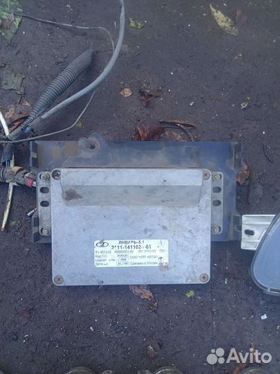 Продаю запчасти ваз 2110