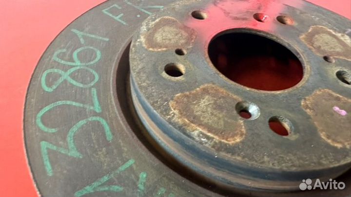 Тормозной диск передний левый Honda Elysion RR4