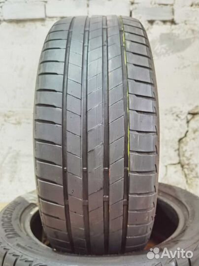 Bridgestone Turanza T005 215/50 R17 95H