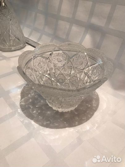 Хрустальная ваза