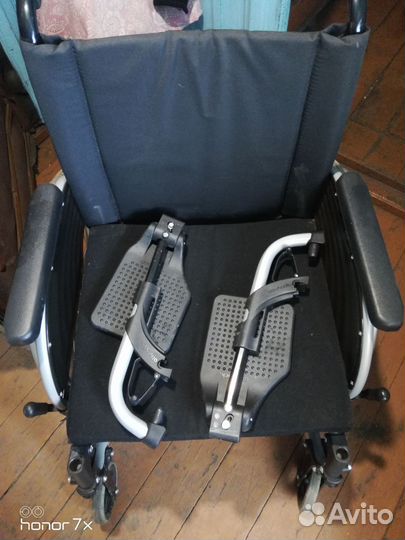 Коляска инвалидная