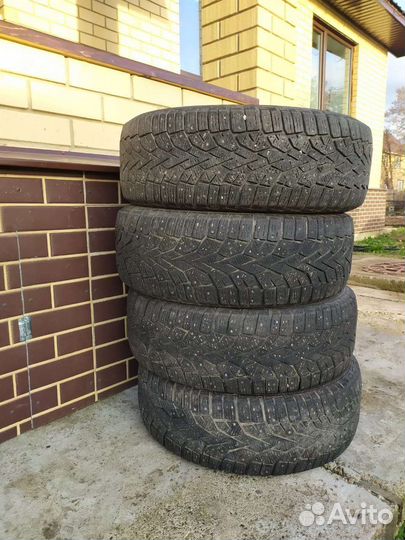 Gislaved NordFrost 100 SUV 215/65 R16 102T