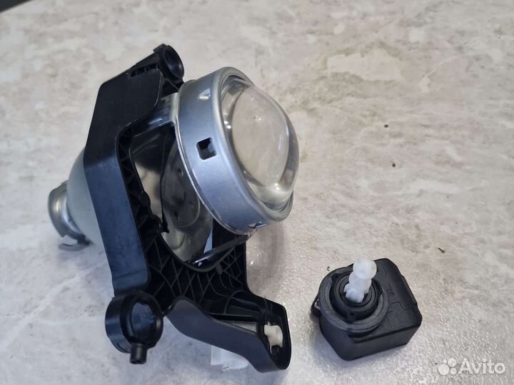 Линза фары Skoda octavia A5 FL