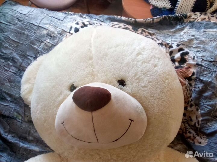 Большие плюшевые медведи