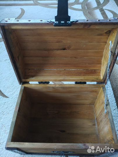 Сундук деревянный большой