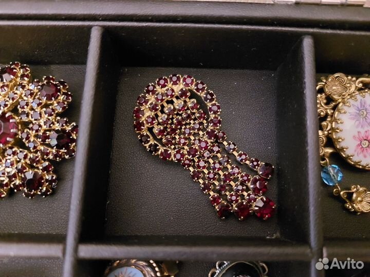 Брошь винтаж чехословакия