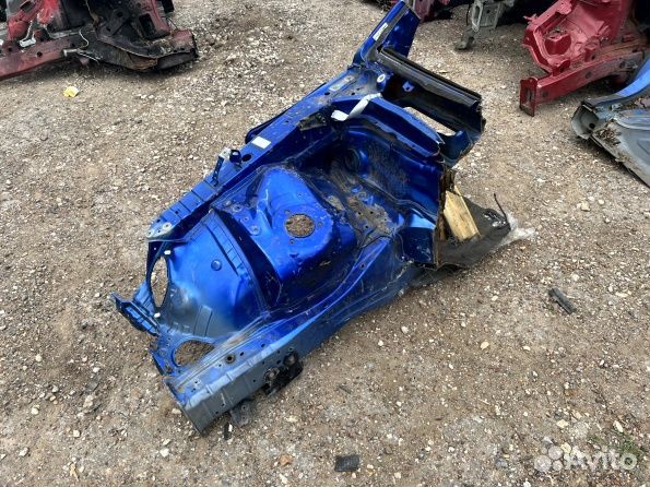 Четверть передняя правая Lexus GS 4