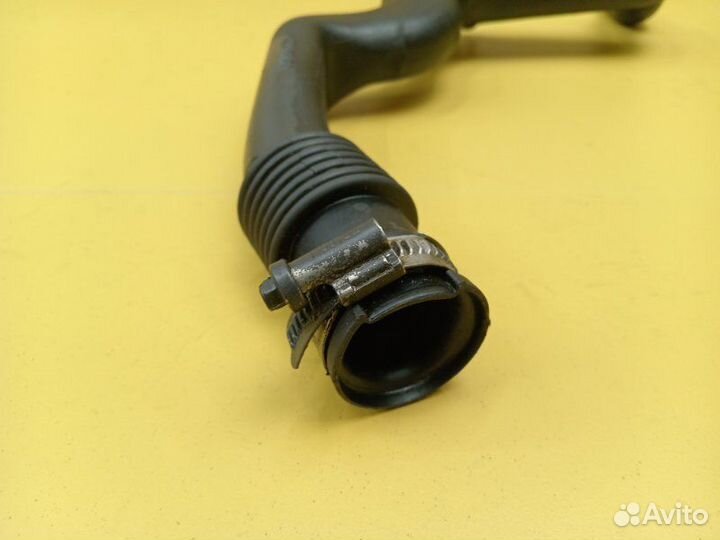 Трубопровод системы вентиляции картера Scania P