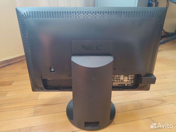Монитор NEC