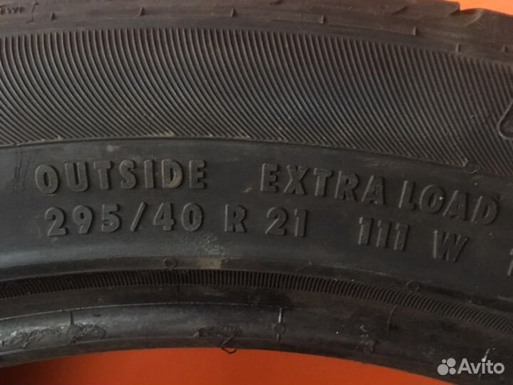 Continental ContiCrossContact UHP 295/40 R21 111W