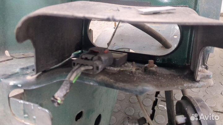 Рамка передняя Chrysler Voyager, 1999