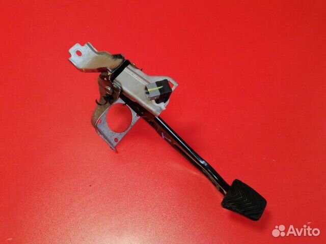 Педаль тормоза Hyundai Solaris RB G4FA 2011