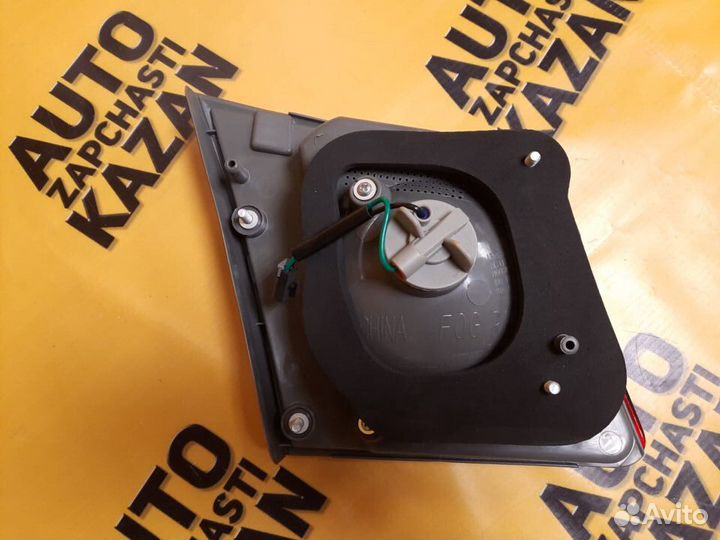 Фонарь задний правый в крышку Chevrole Cruze седан