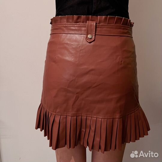 Юбка из эко кожи M
