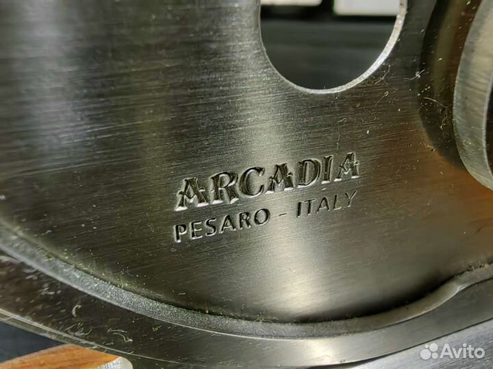 Гильотина Arcadia(Италия)