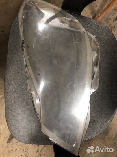 Стекла фар правое -левое Мерседесе w204