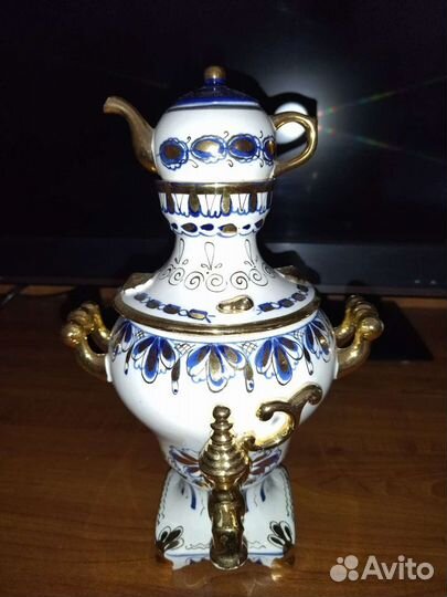 Самовар шкатулка Гжель