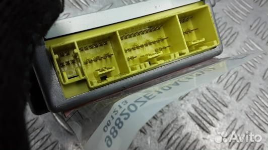 Блок управления airbag infiniti QX56 (86F07OQ01)