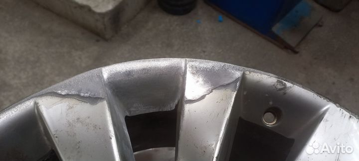 Шиномонтаж,ремонт дисков