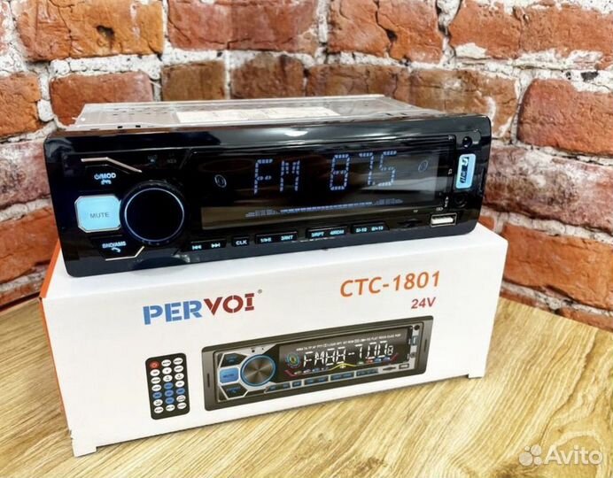 Автомагнитола Pervoi CTC-1801 24V с пультом и RGB